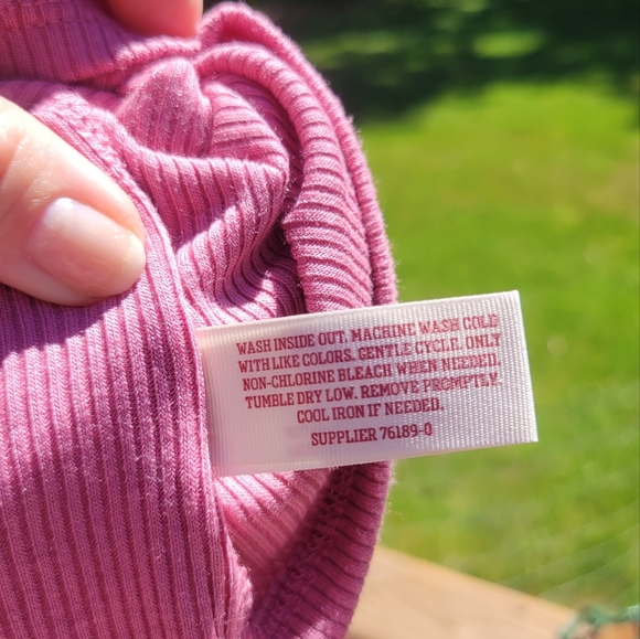 Arizona Jean's Cross Neck, long sleeve top Size XL - Picture 6 of 7